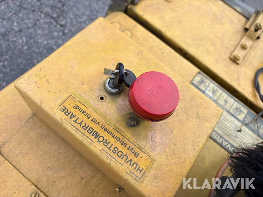 Truck Komatsu FB16M-2E