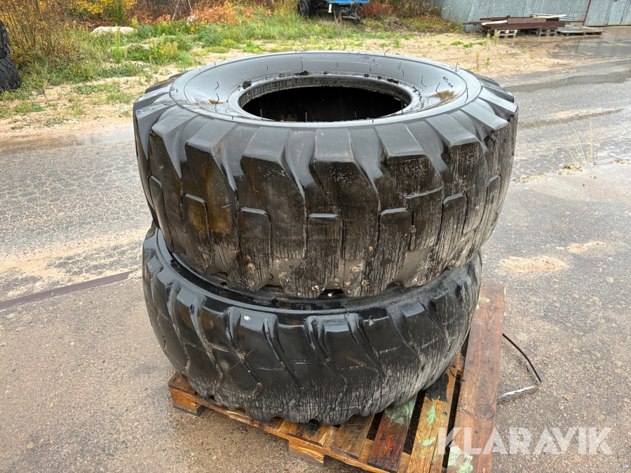 Entreprenaddäck Everest 20.5-25 2st