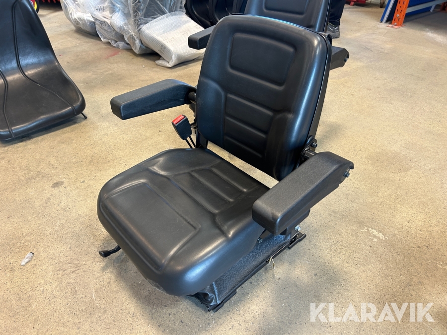 Stol med armstöd till Shibaura