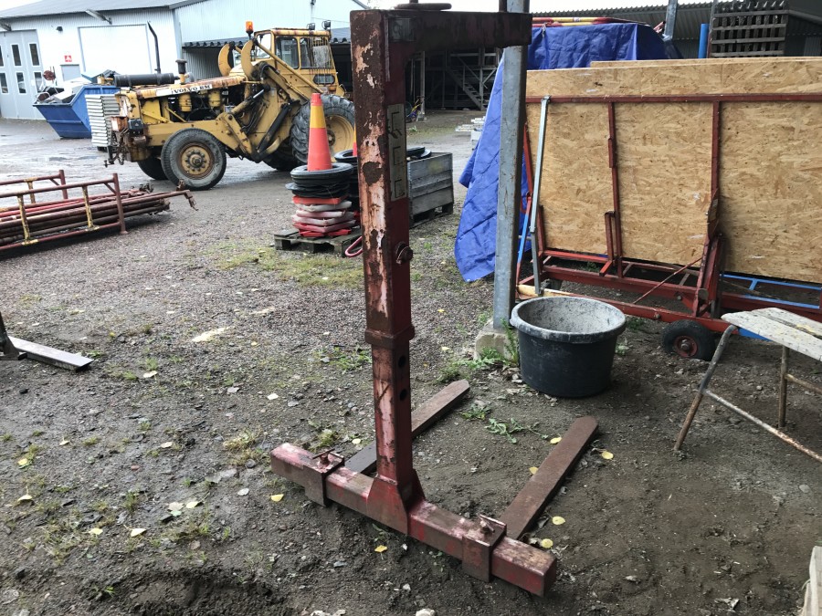 Pallgaffel för kran