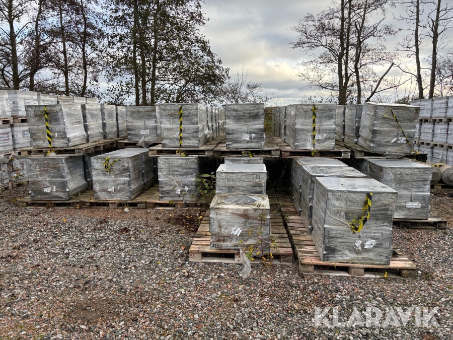 Betongplattor Starka Siena 700x700x100 mm 44 pallar