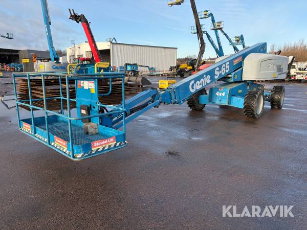 Bomlift Genie S-65