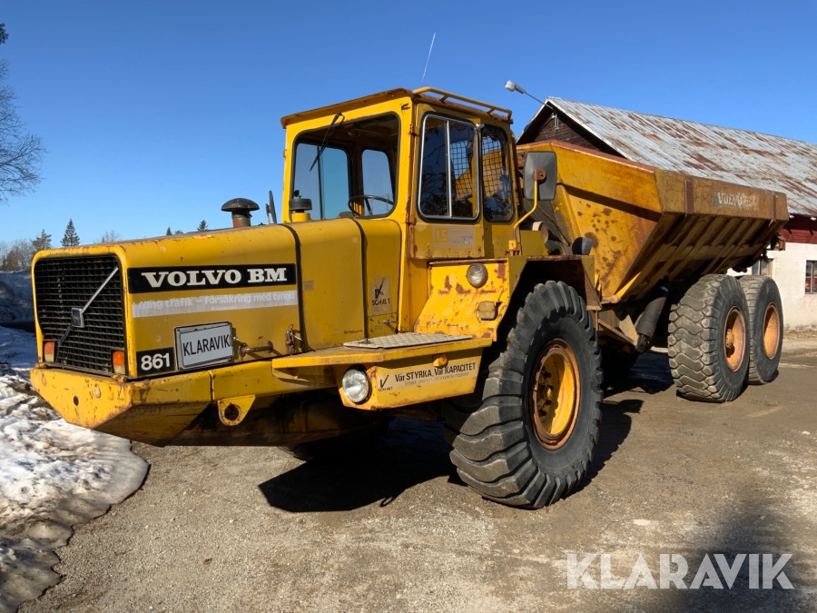 Dumper Volvo BM 861 6X4