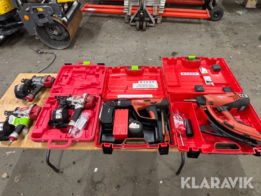Parti med byggmaskiner Hilti & Max