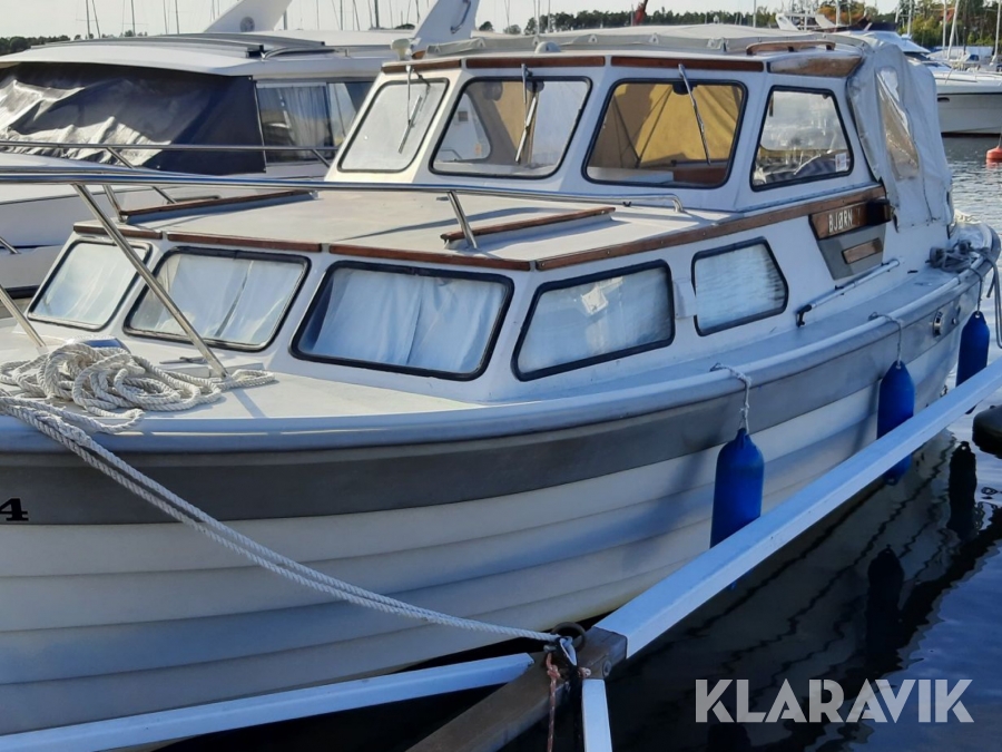 Snipa Saga 27 med båtvagn