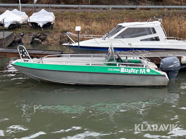 Båt Buster M