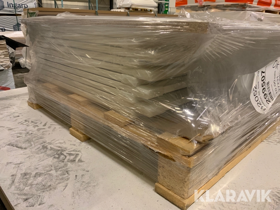 Täcksidor Marbodal Vit målad 2400x585x16 mm 10 stycken