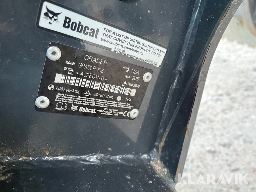 Kompaktlastare Bobcat A770 All-Wheel Steer 6 st redskap