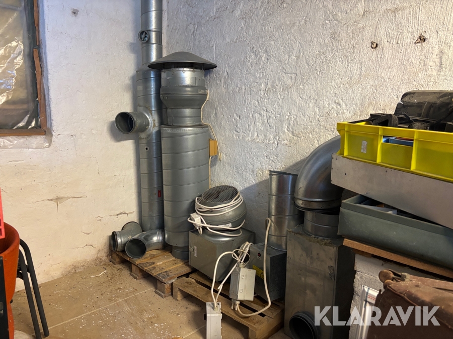 Ventilationsanläggning Veab med in och utsugningsfläkt