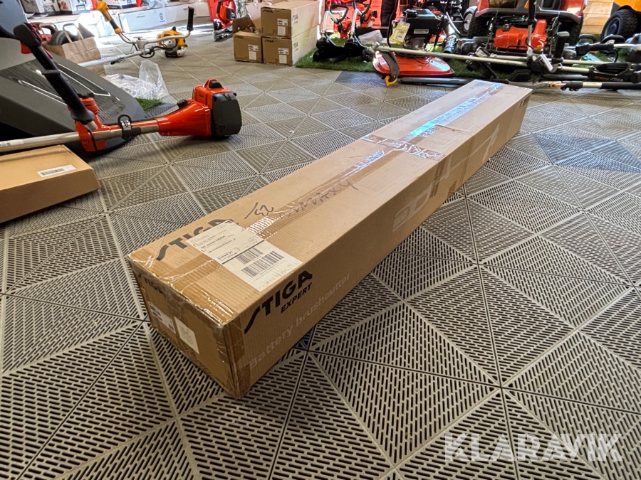 Trimmer Stiga SBC 900 D AE