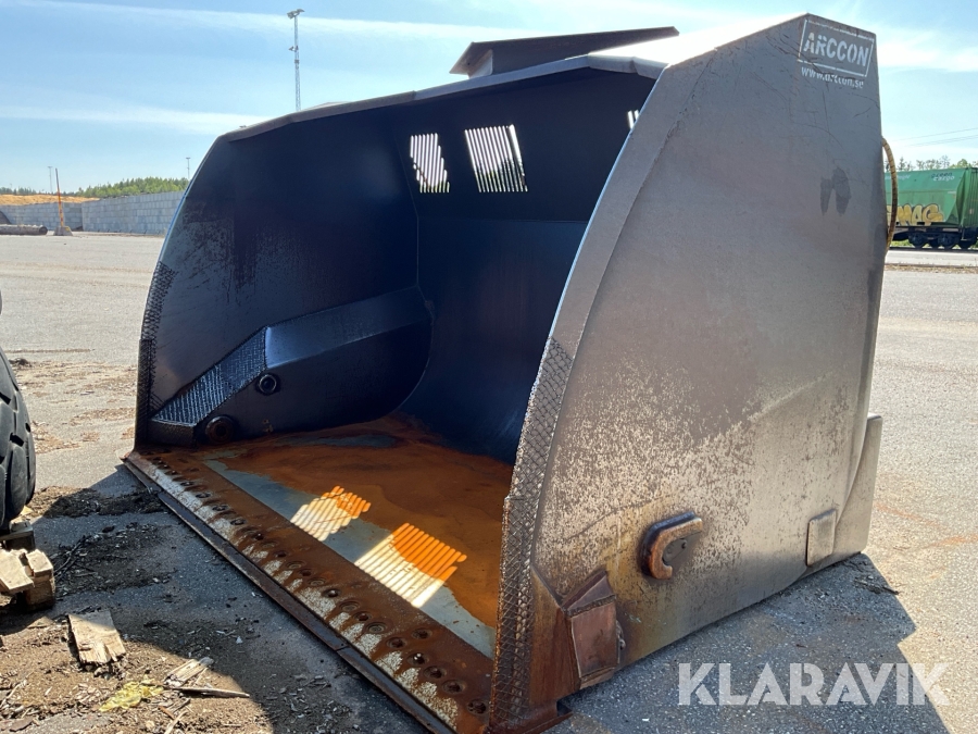 Högtippande skopa Arccon 15m3 med Stor-stora BM Fäste