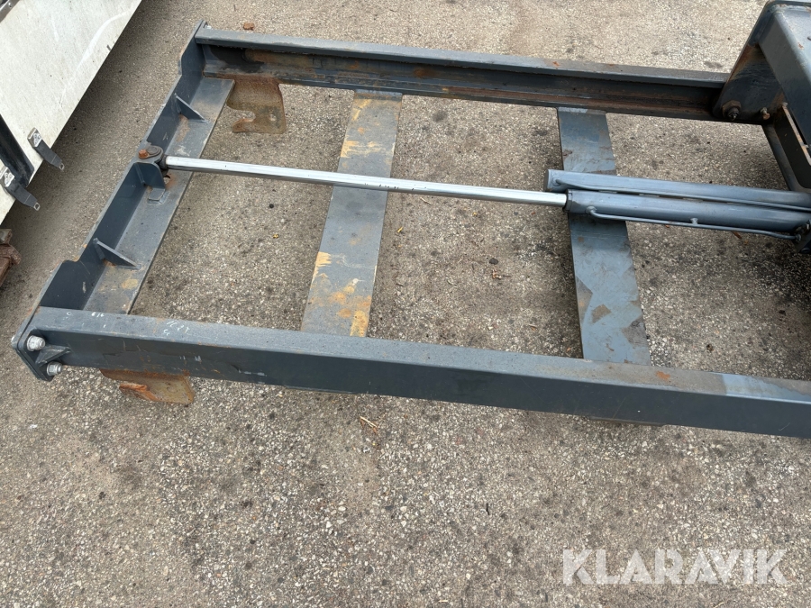 Truckfäste för lastbil - hydrauliskt