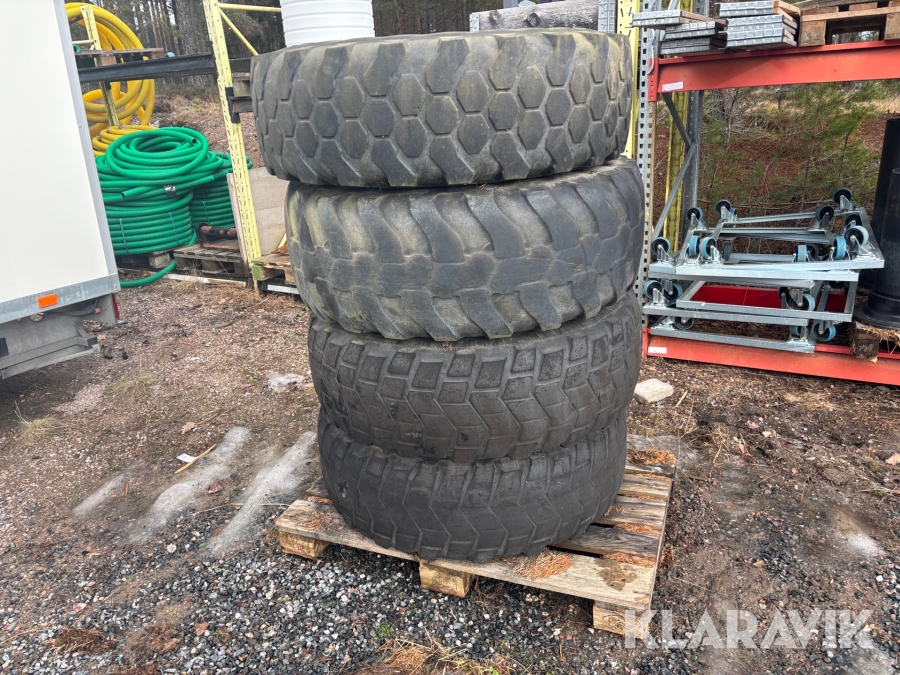 Entreprenaddäck 4 st