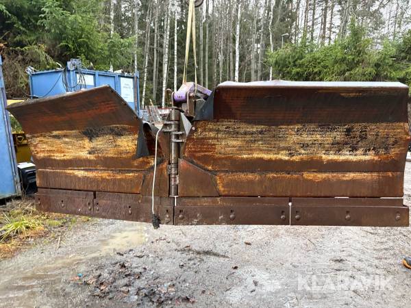 Vikplog Holms KHV-280 Trima fäste