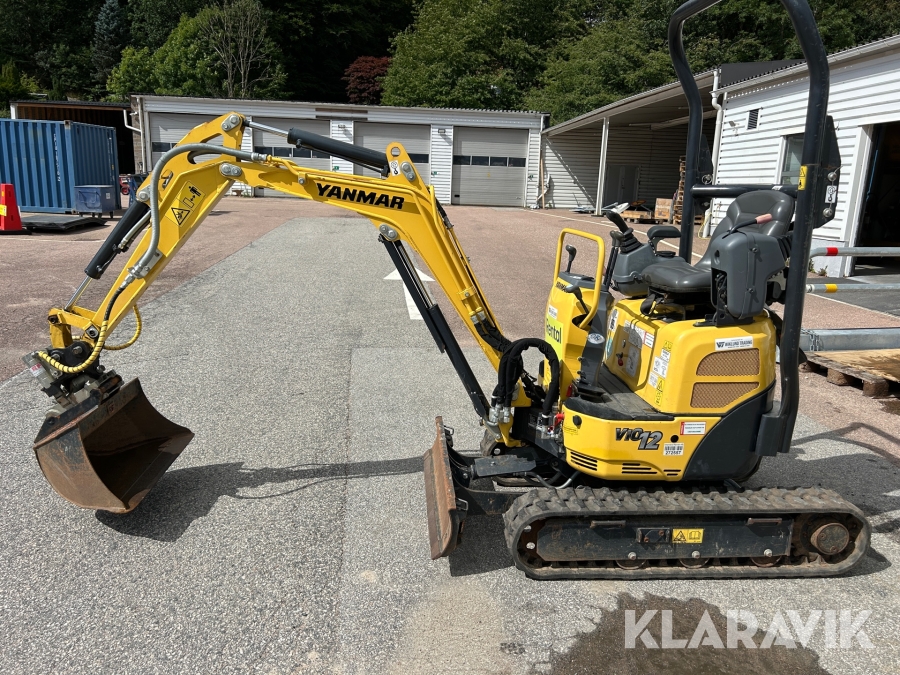 Grävmaskin Yanmar VIO10-2A med 3 skopor
