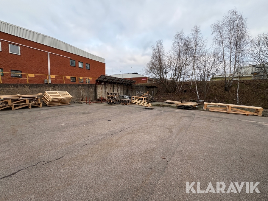 Parti med emballagepallar