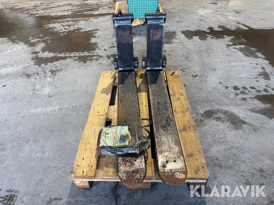 Pallgafflar hydraulisk utskjut