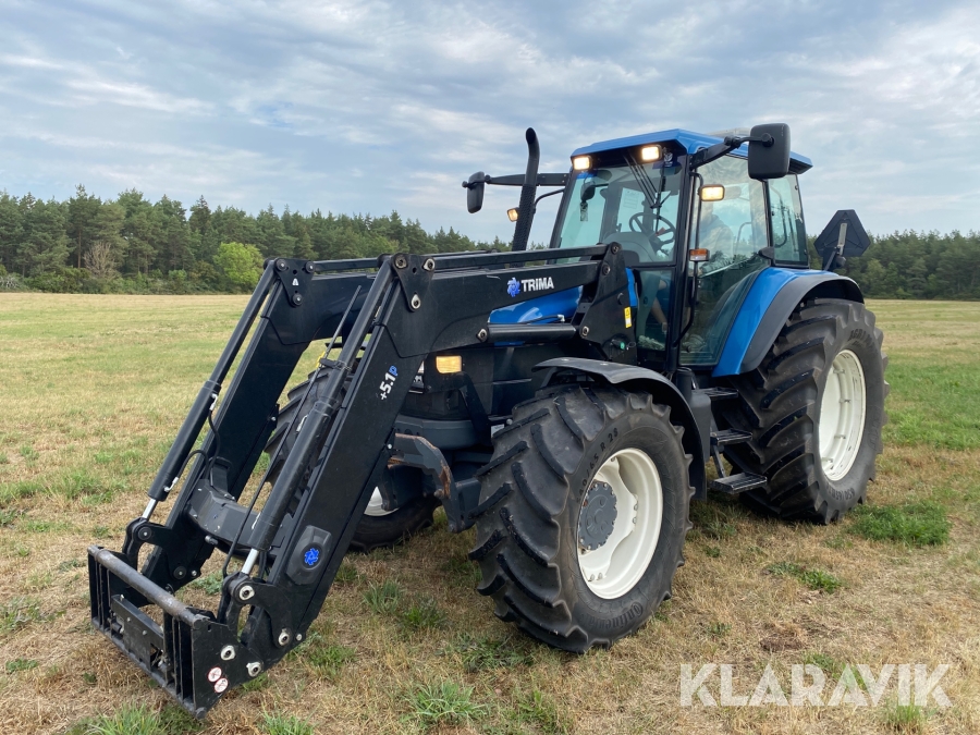 Traktor New Holland Tm150 med lastare