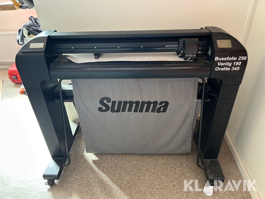 Plotter och skärmaskin Summa S75