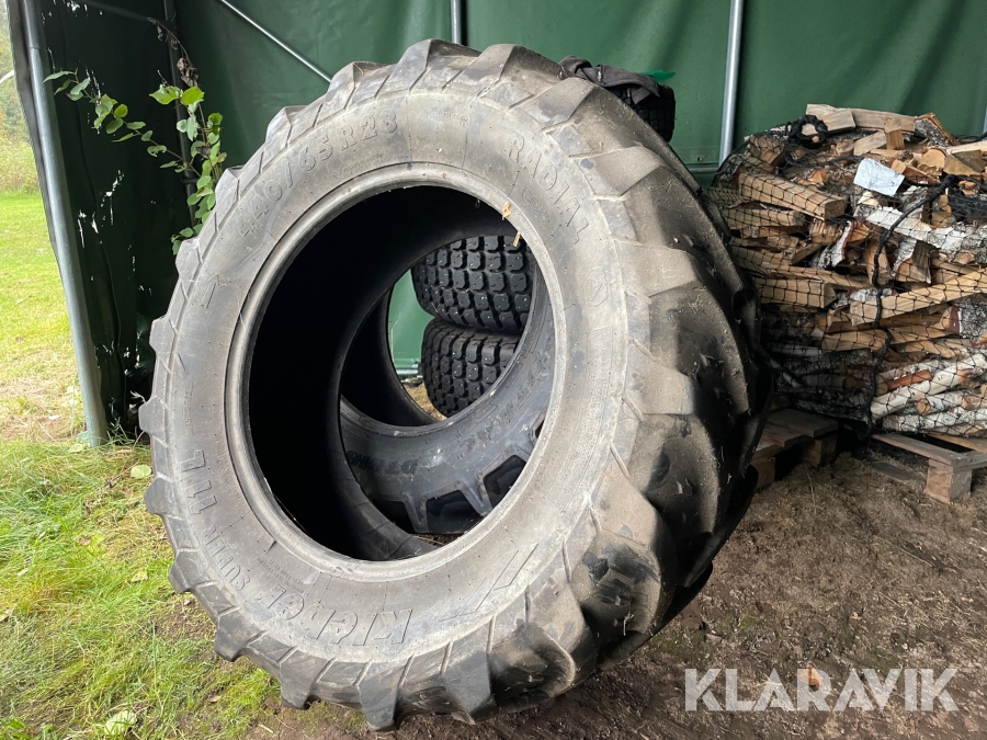 Traktordäck Kleber 440/65R28