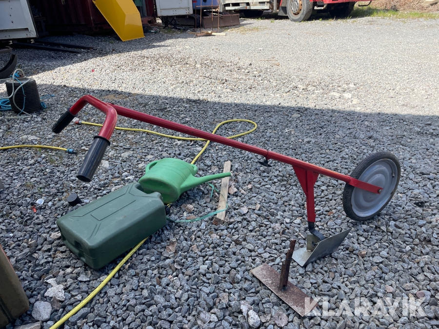 Kantskärare   skyffeljärn med hjul