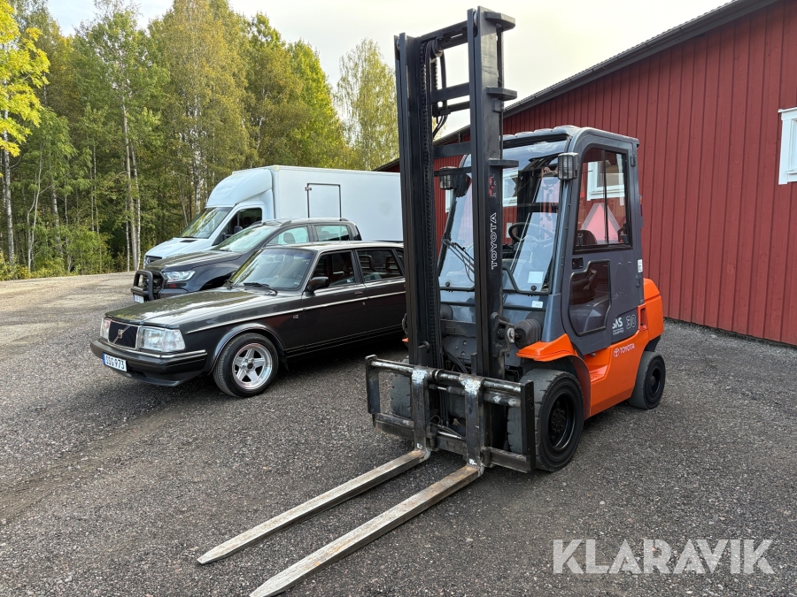 Motviktstruck Toyota 02-7FDF30