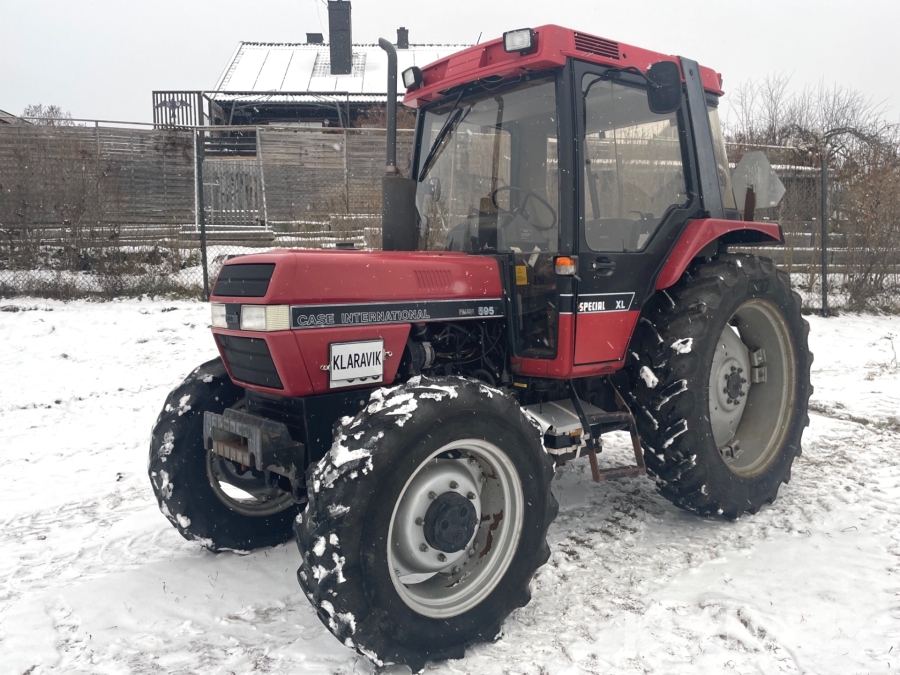 Traktor Case 595 XL