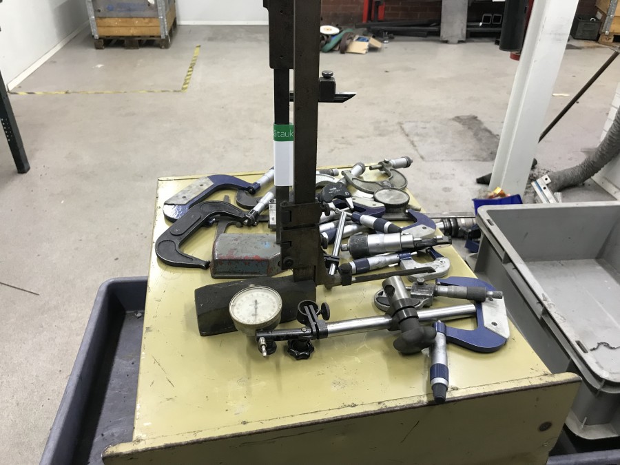 Micrometrar , mätklockor, höjdmått