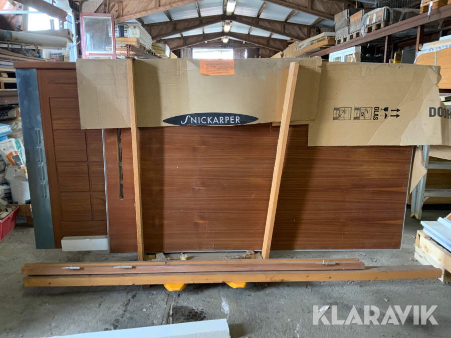 Slagport/garageport med karm Snickarper Teak