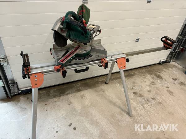 Kap- och gersåg Bosch PCM8S med hopfällbart bord