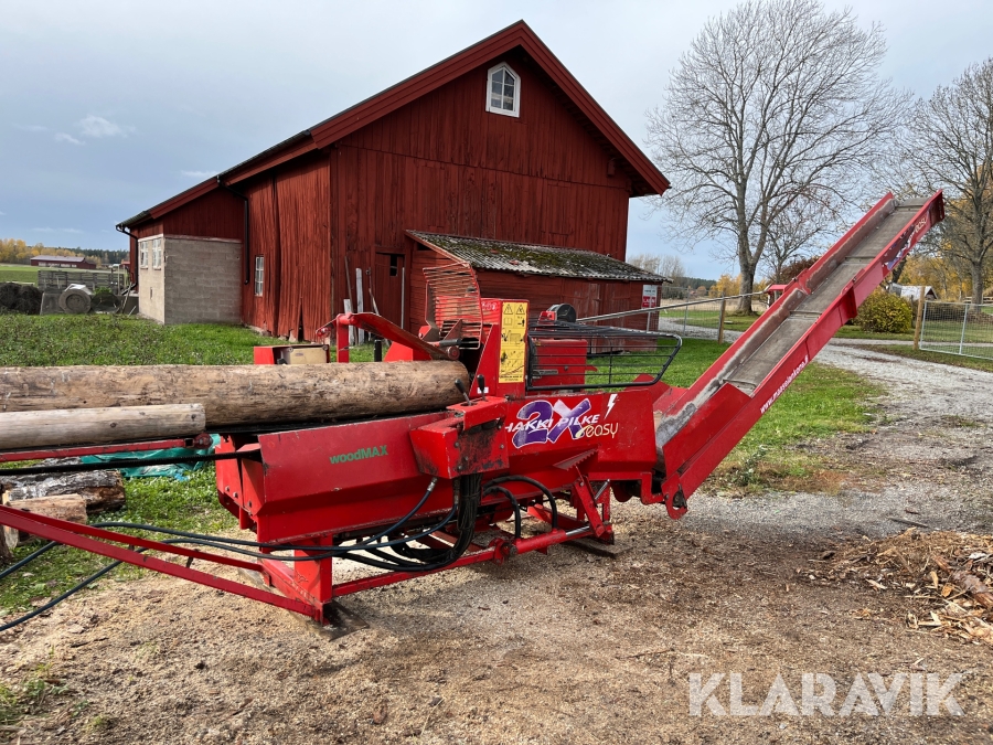 Vedmaskin Hakki Pilke 2X easy med stockbord