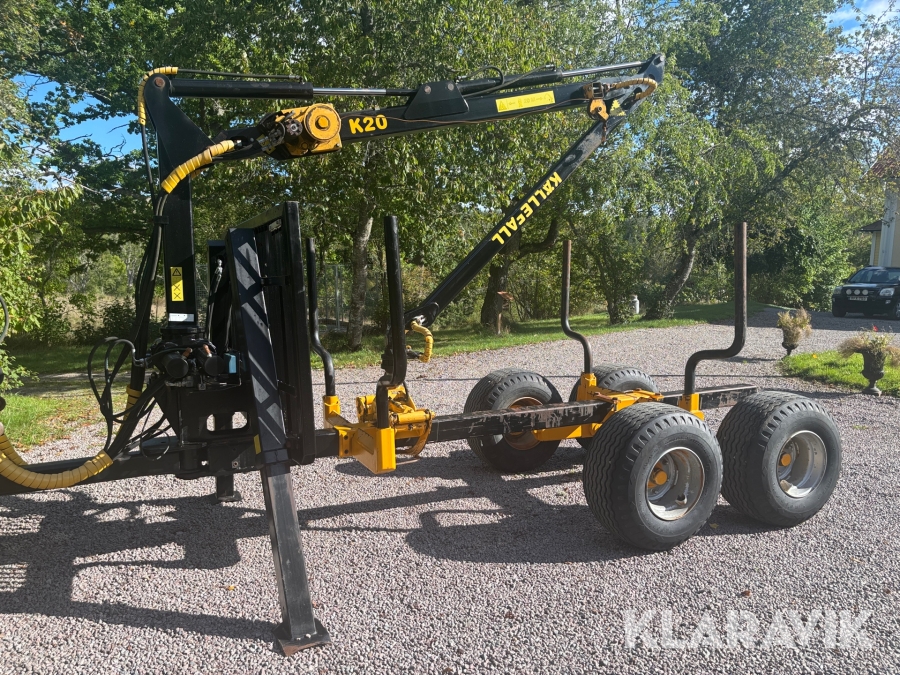 Skogsvagn Källefall KP70S med kran