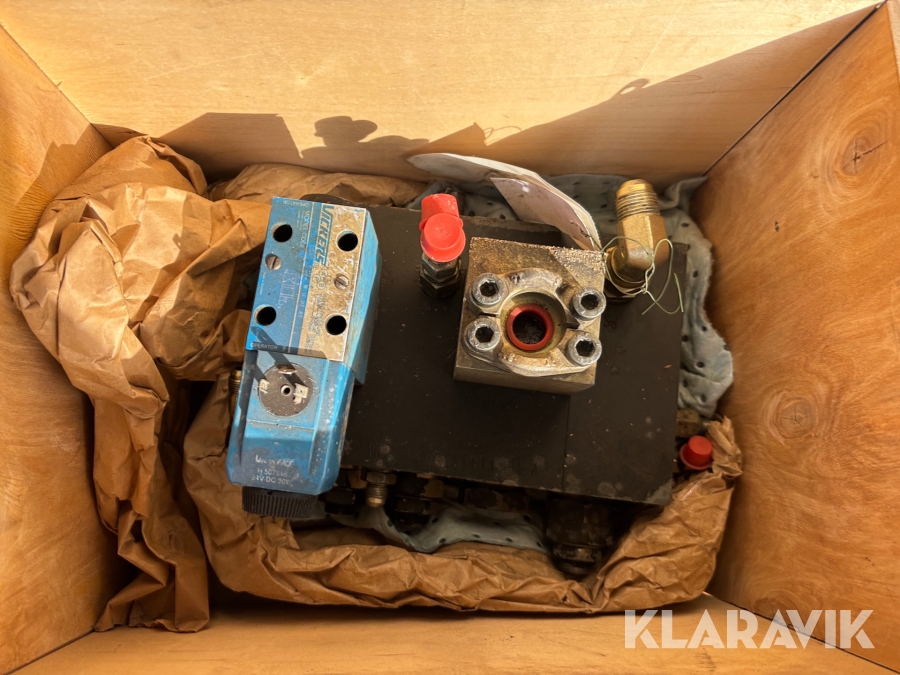 Hydraul centralblock Volvo L70C med magnetventil