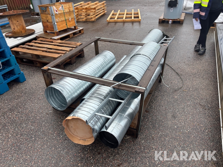 Rör/kabelstege och pressening