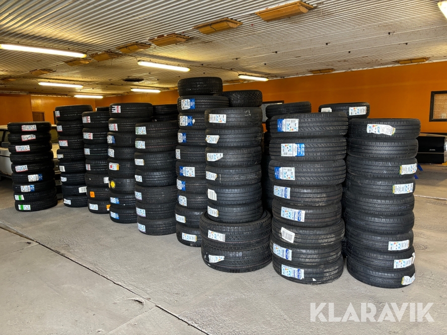 Parti med däck till personbil/SUV 128 st däck 13