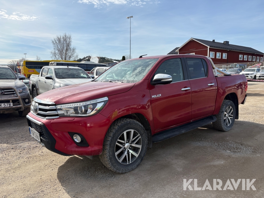 Pickup Toyota Hilux Dubbelhytt 2,4 AWD Automat