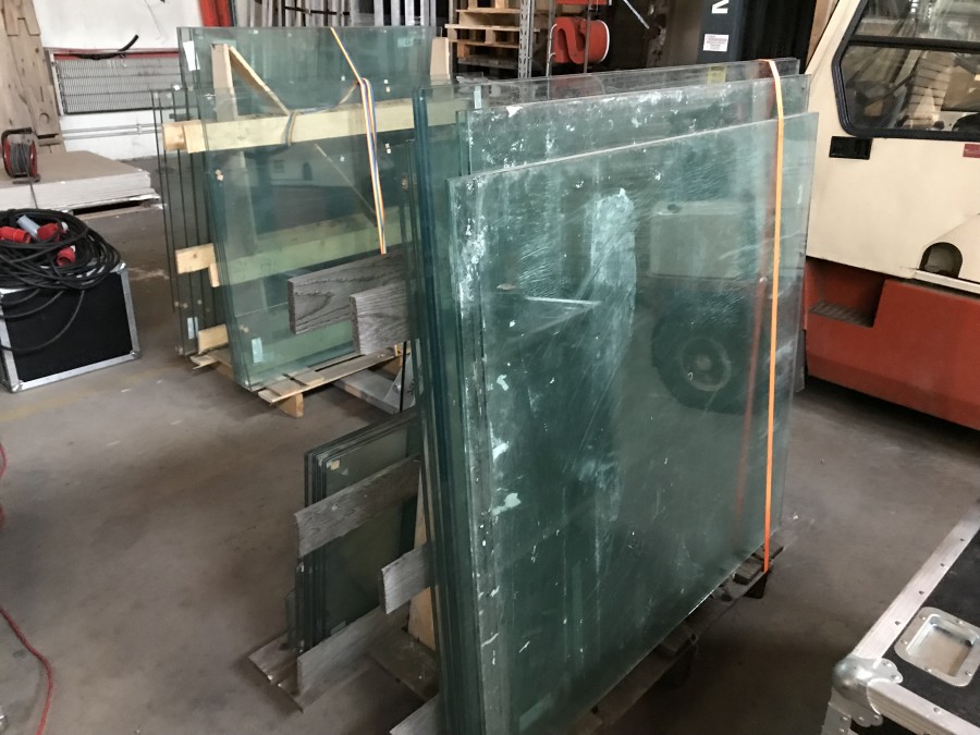 Glas laminerat och härdat