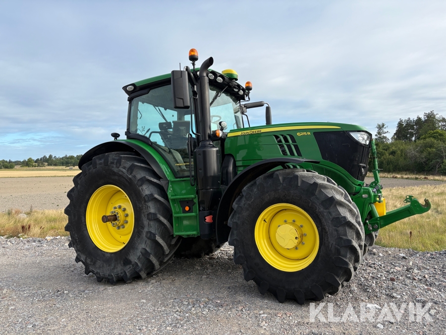 Traktor John Deere 6215R