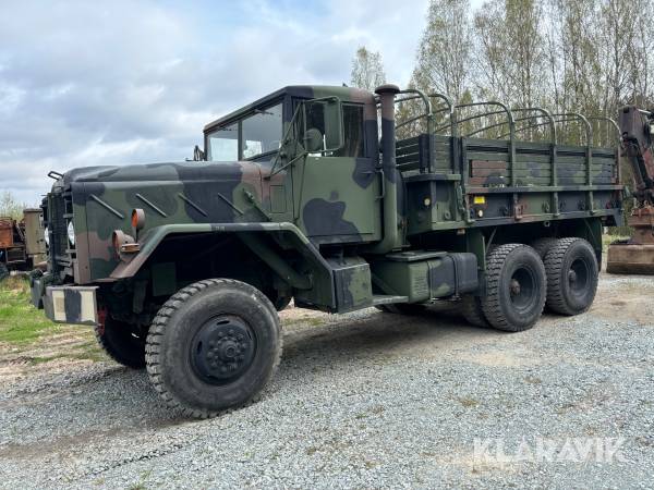 Militärlastbil AM General 923