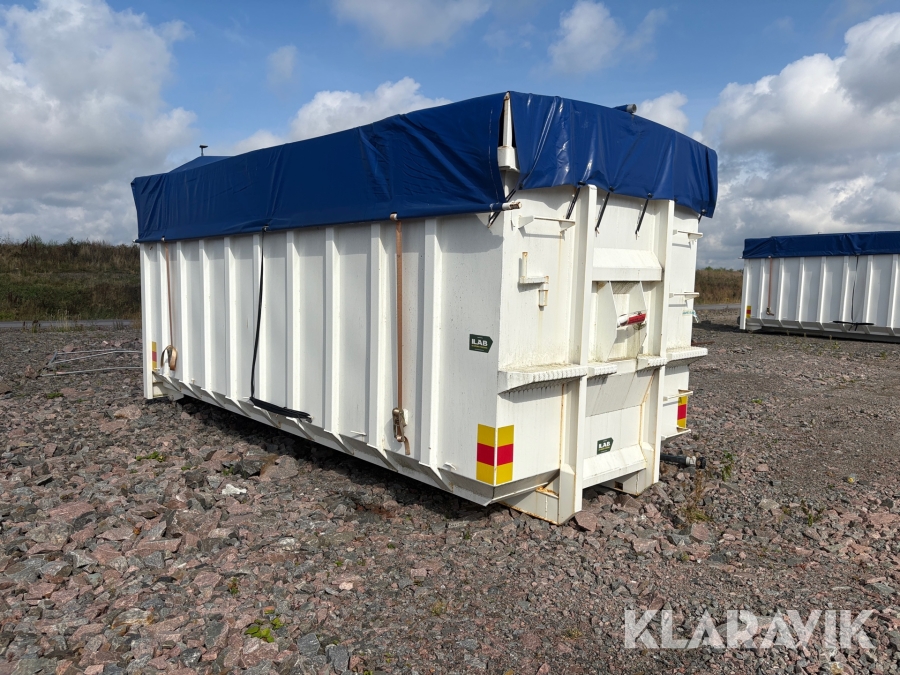 Container för vattenrening på lastväxlarram Ilab 30 m3
