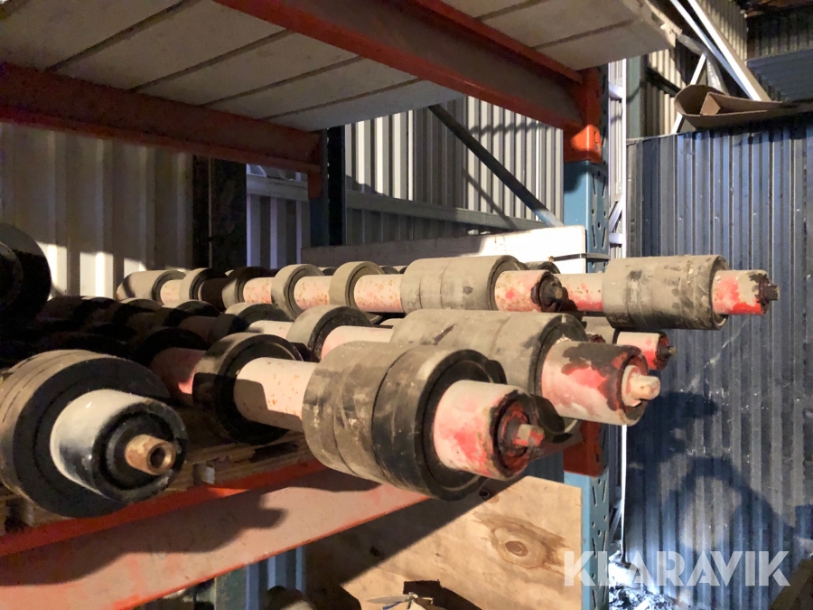 Parti med bärrullar och underrullar