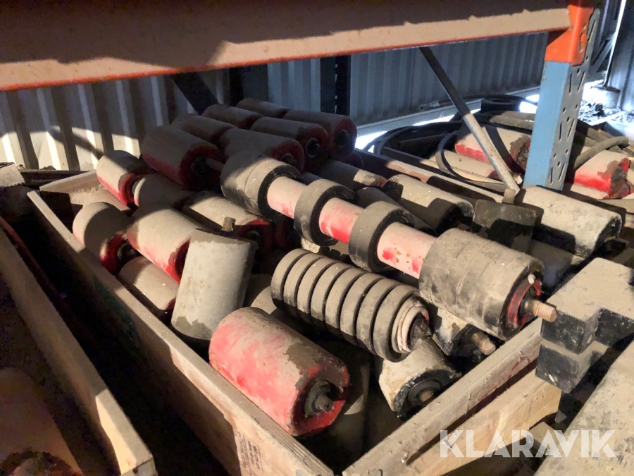 Parti med bärrullar och underrullar