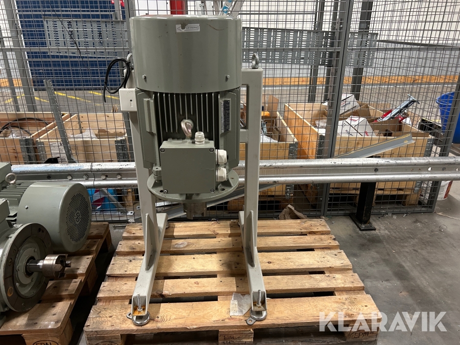 Elmotor AC Motorer FCMP 189M-2 inklusive ställning