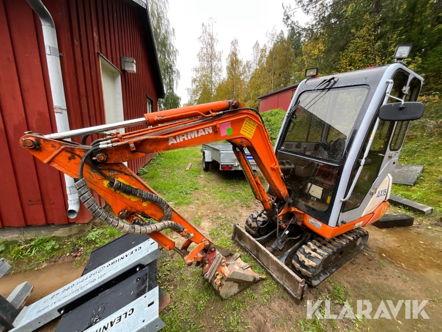 Grävmaskin Airman AX 15