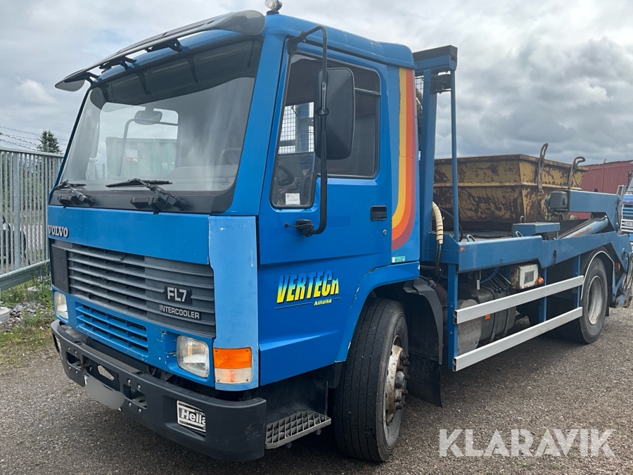 Containerbil Volvo FL 7 4X2