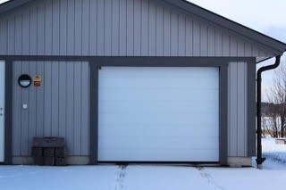 Nordline Garageport 2450x2000mm Vit liggande panel