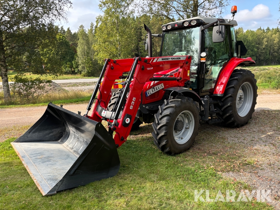 Traktor Massey Ferguson 5435 Dyna-4