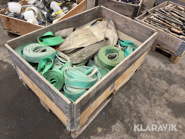 Pall med blandade stroppar