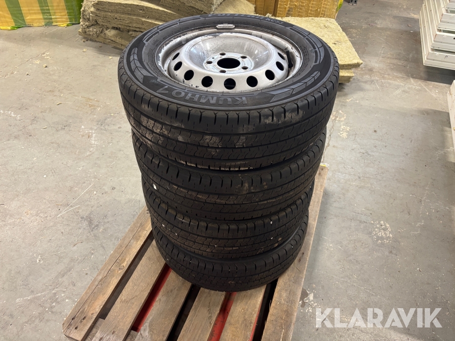 Sommardäck 5/118 205/65R16C Kumho ProTran  KC53 på fälg  4st