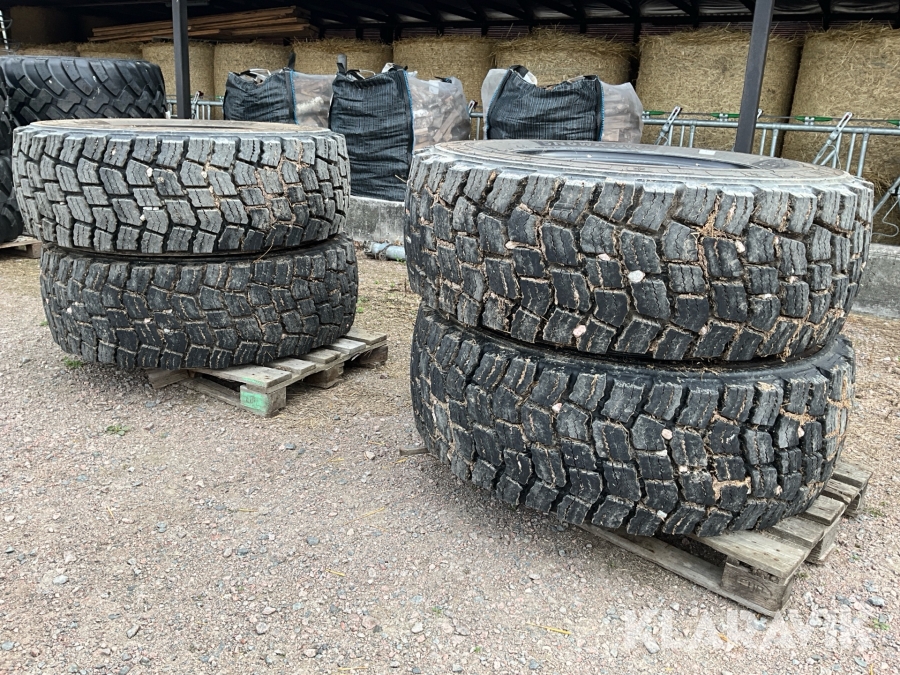 Vinterdäck 17,5R25 JCB 413 4st till lastmaskin 